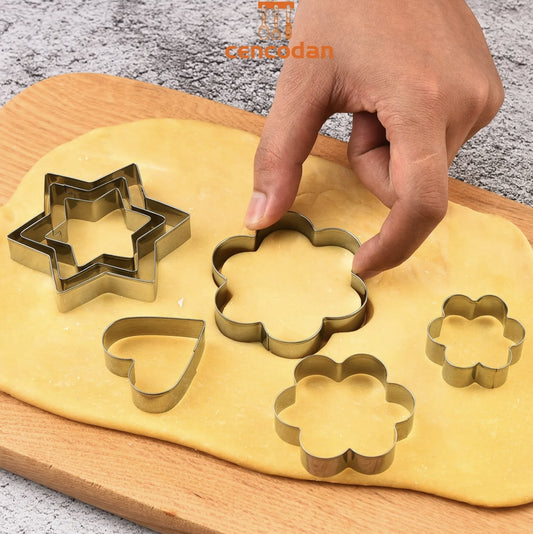 12 Pcs Stainless steal Molds